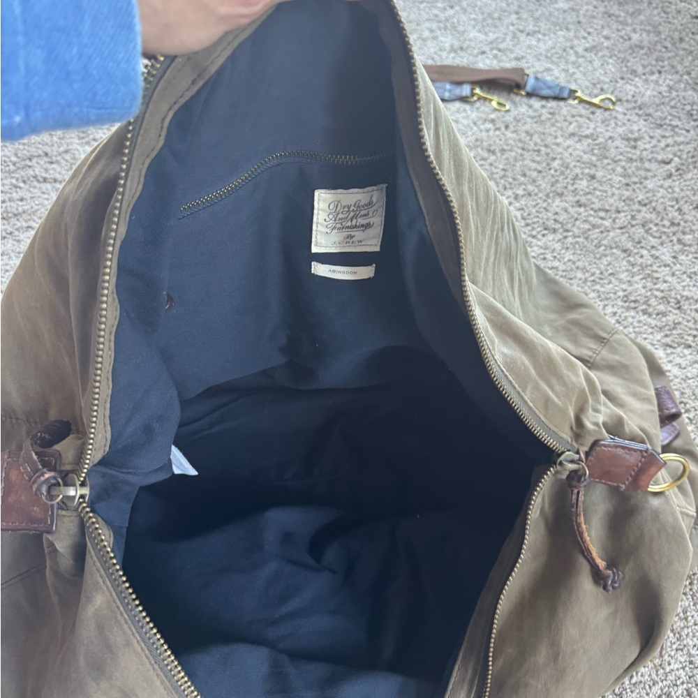 Dry Goods and Men’s Furnishings by J. CREW LARGE CANVAS & LEATHER RUGGED DUFFLE - Picture 9 of 16